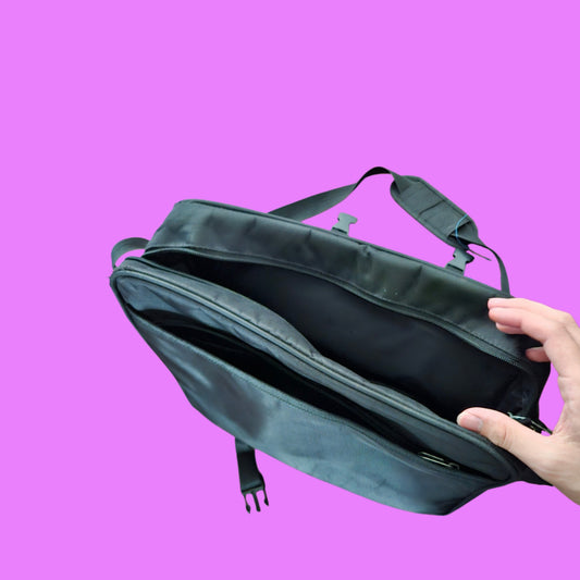 JavaScript boro messenger bag.