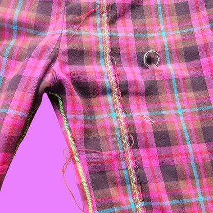 Purple pierced baggy shorts