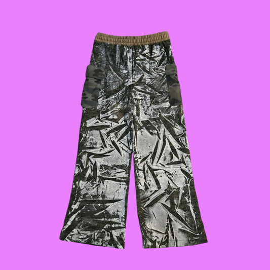 Camo cargo sweats (printed white)