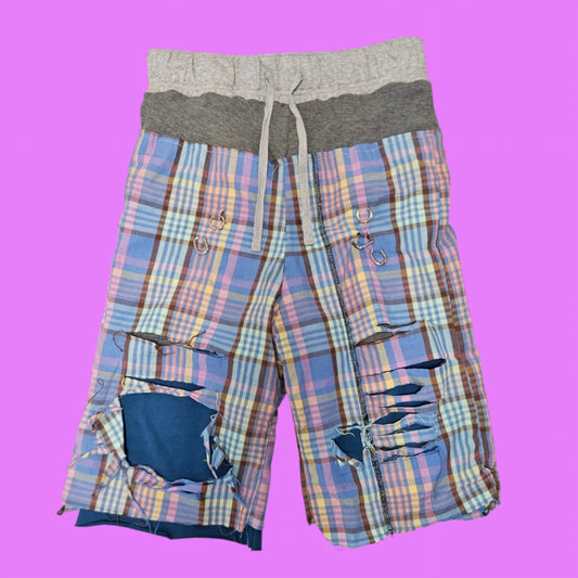 Neon plaid baggy pierced shorts