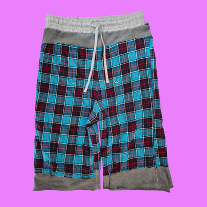 Pierced baggy shorts