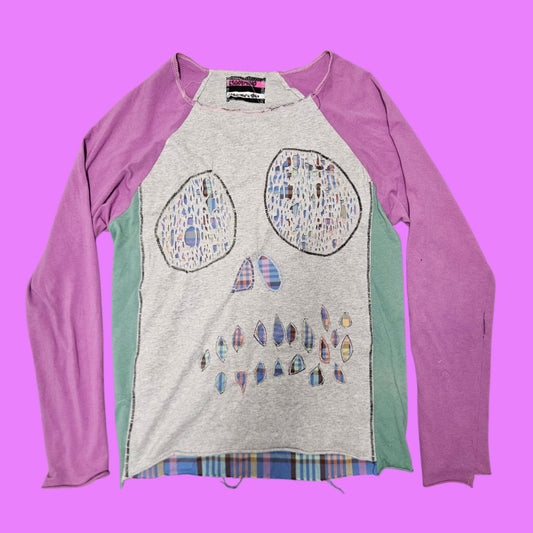 Skull Pastel fitted longsleeve.