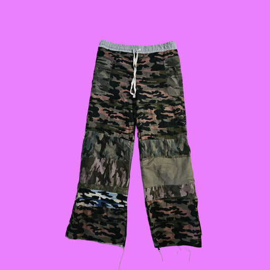 Multi camo cargos