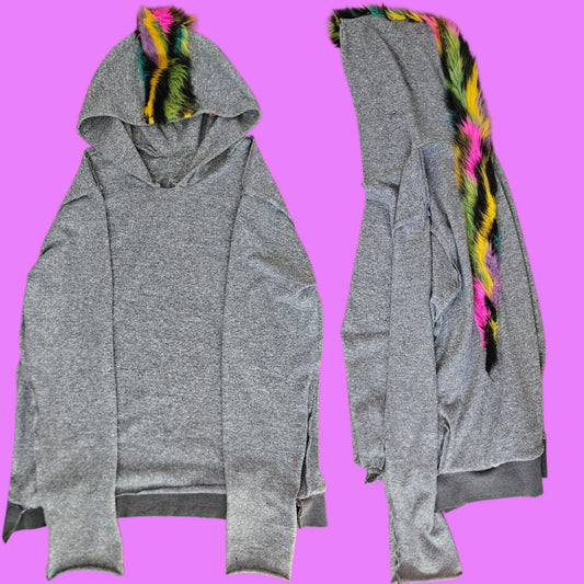 R4VEC9NT HOODIE